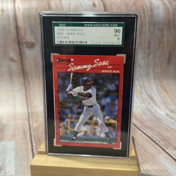 1990 Donruss #489 Sammy Sosa SGC Card 96 Mint 9 Baseball Card Item #ME397 - Picture 1 of 3
